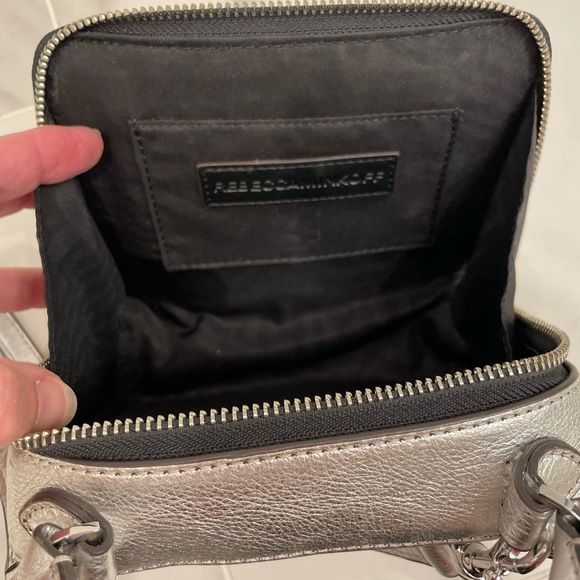 Rebecca Minkoff Silver Leather Crossbody Handbag / Mini Satchel - Picture 4 of 9
